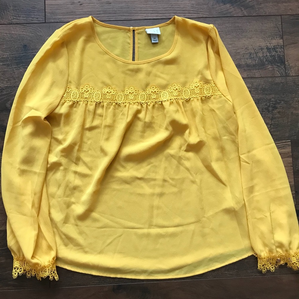 Yellow blouse